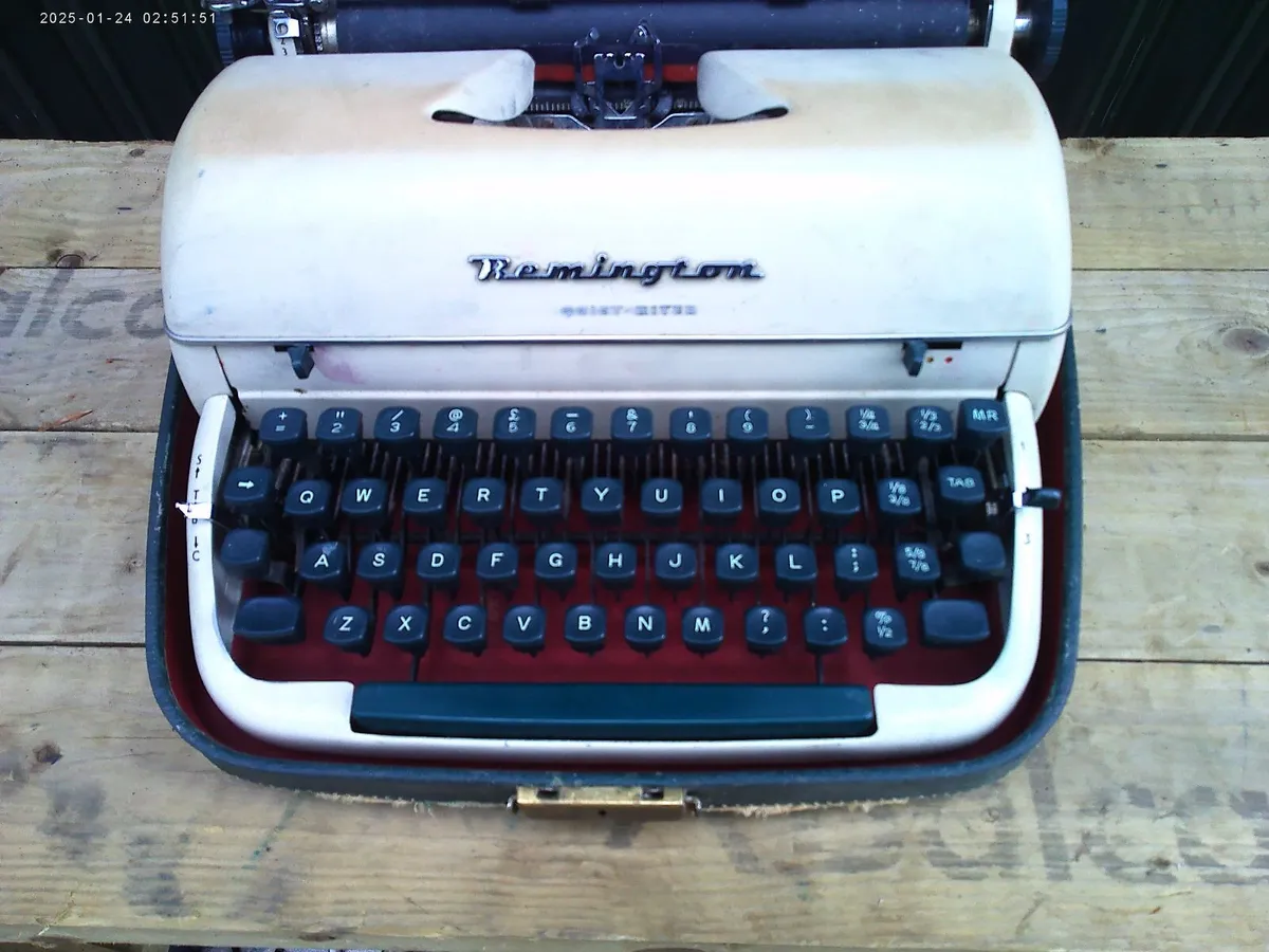 Type Writer - Image 2