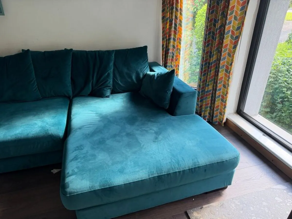 DFS Teal Velvet Corner Sofa with Chaise - Image 3