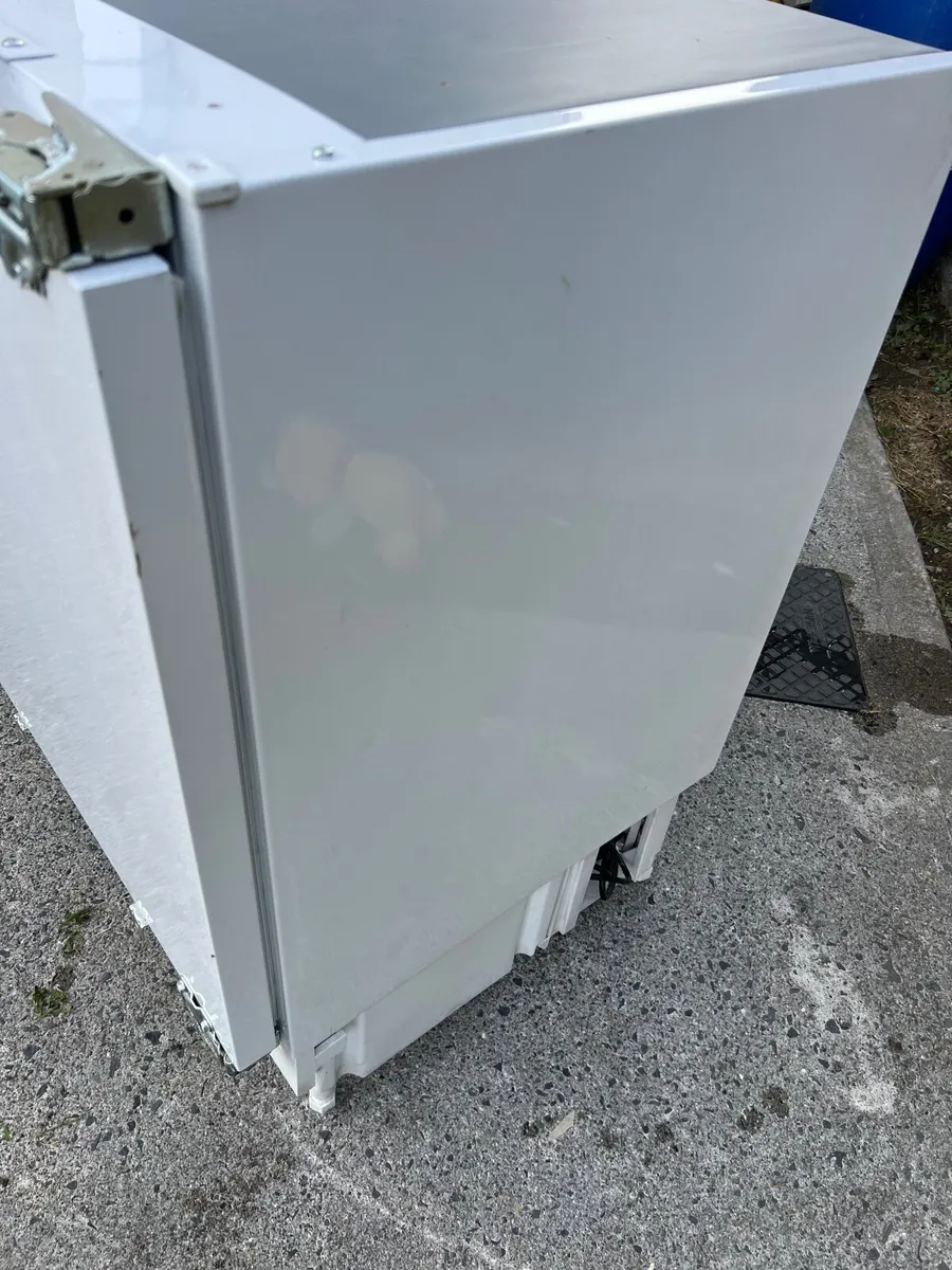 Undercounter freezer - Image 3