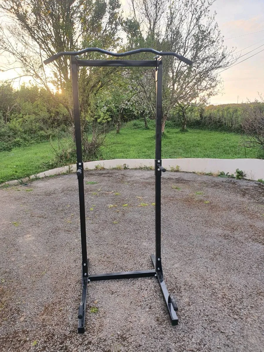 Pull Up Bar - Image 2