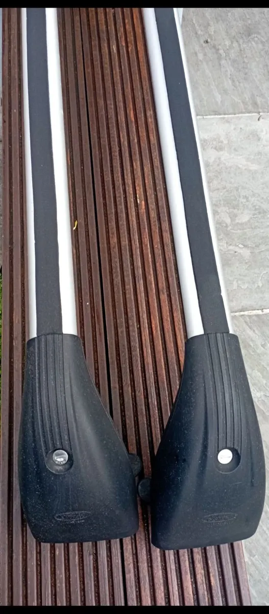Roof bars