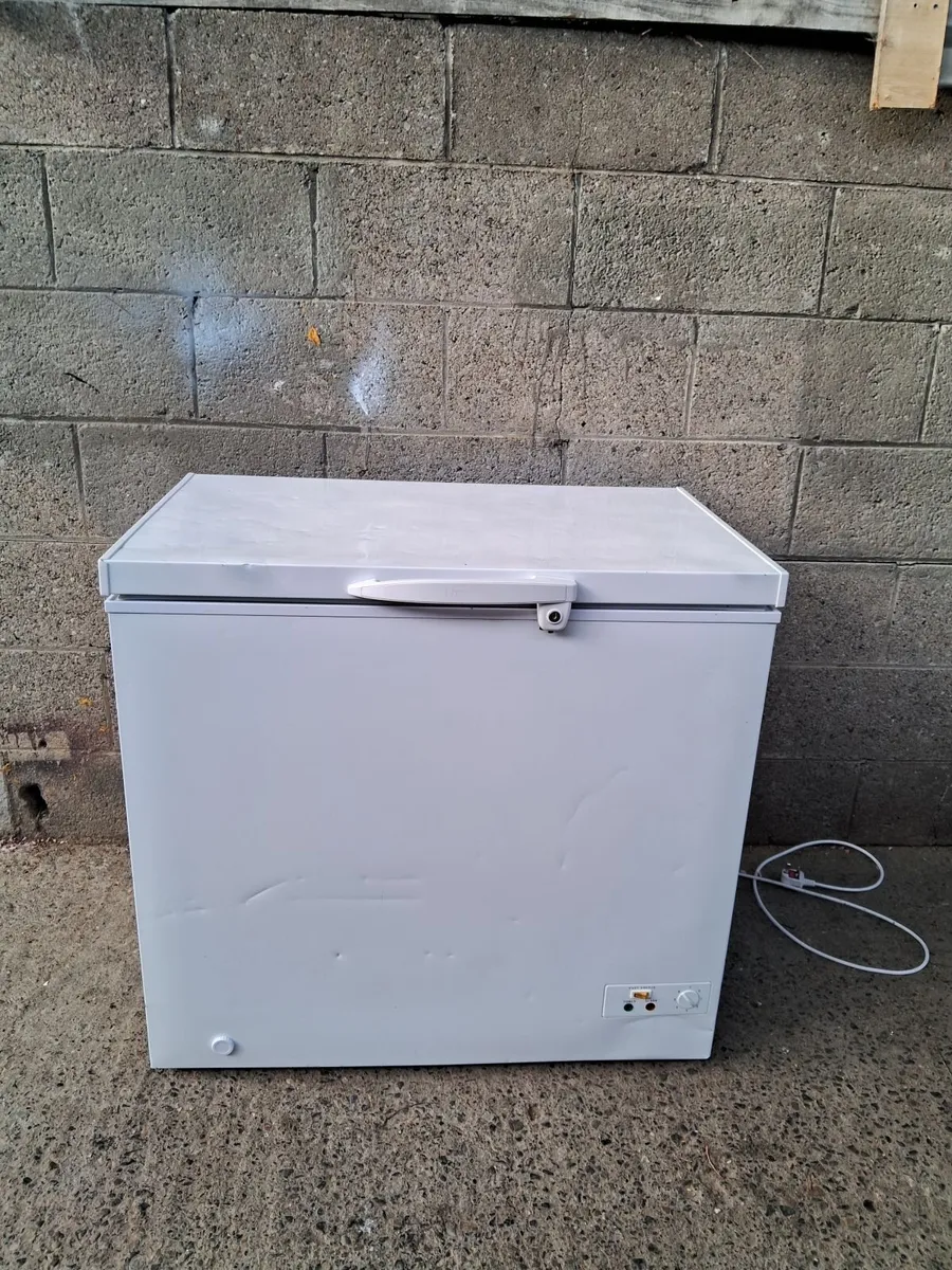 CHEST FREEZER FOR SALE - Image 1