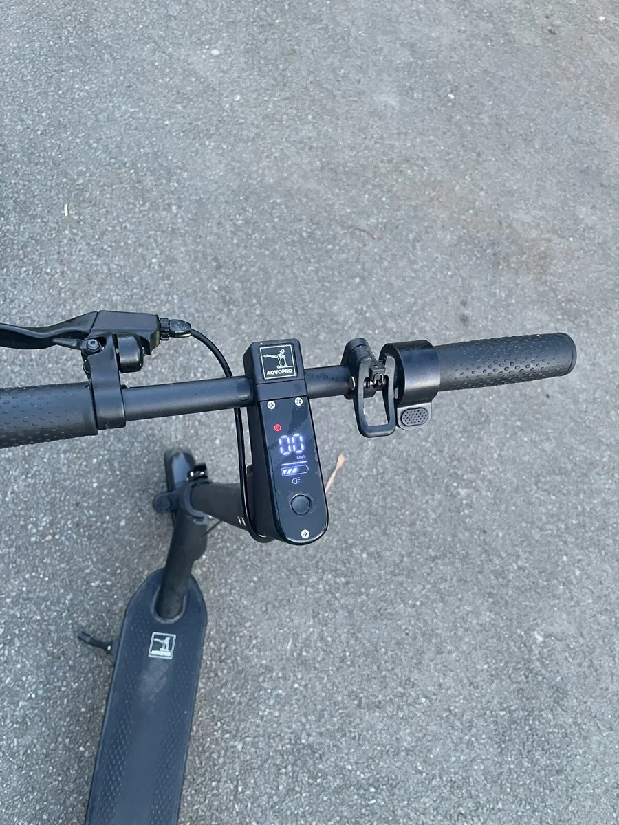 Electric scooter - Image 4