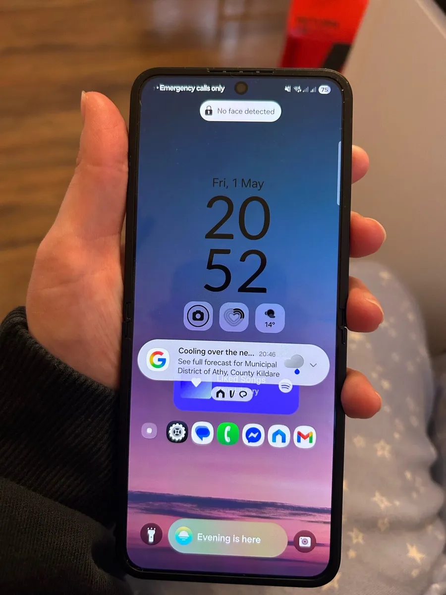 Samsung flip 7 - Image 4