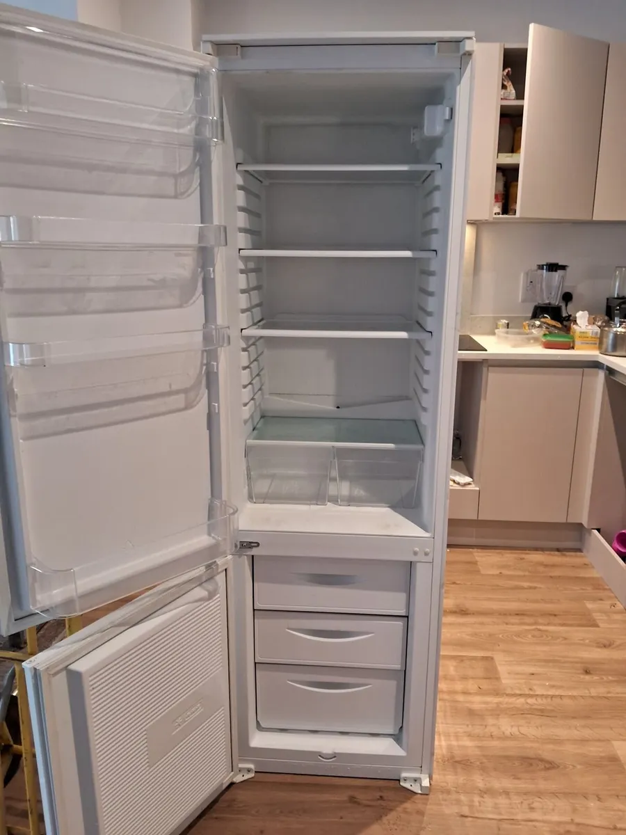 YEAR OLD INTEGRETED FRIDGE AND FREEZER - Image 2