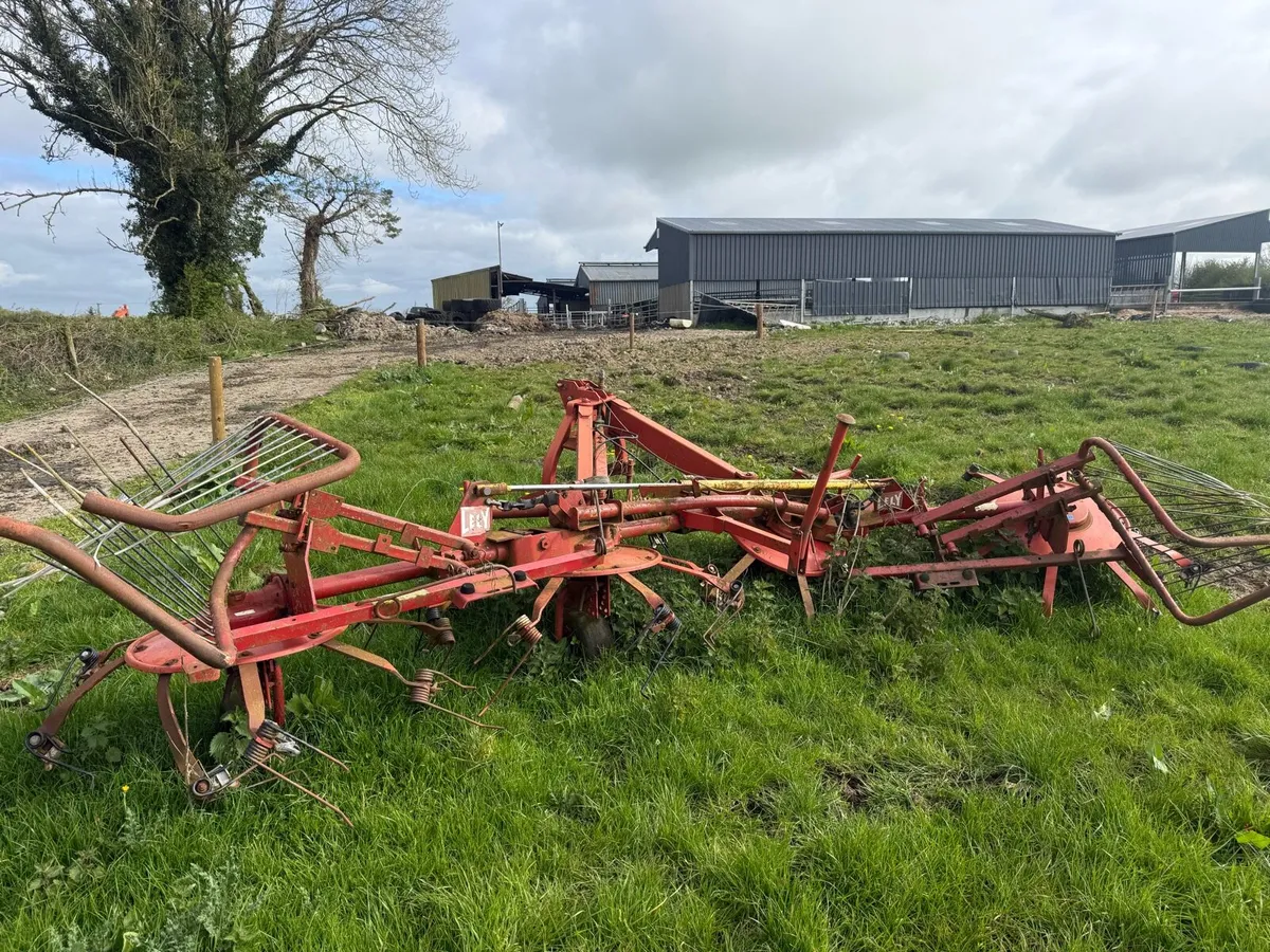 Lely lotus 600 combi for repair - Image 1