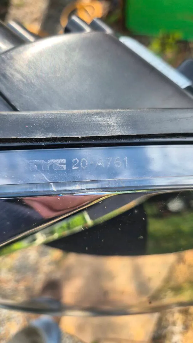 Toyota Aygo Headlight - Image 2