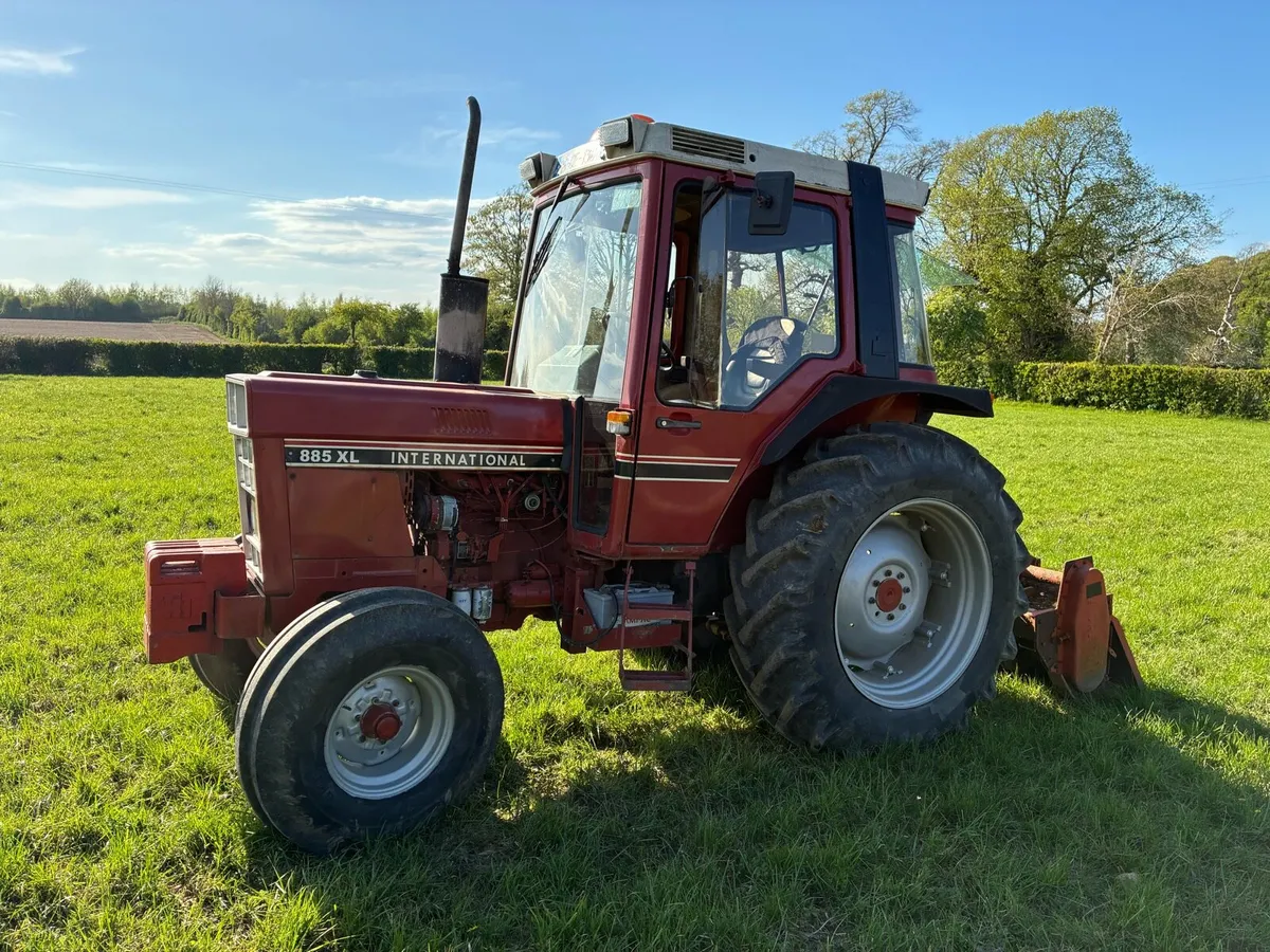 INTERNATIONAL 885XL - Image 4