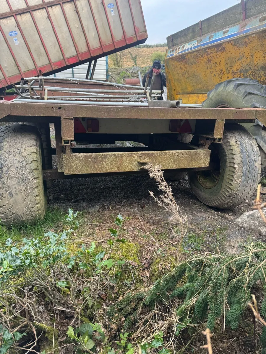 Tipping trailer - Image 2