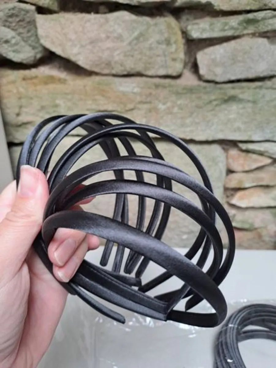 200 new hair bands job lot - Image 3
