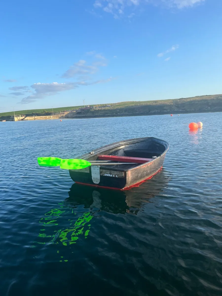 Fibreglass tender - Image 1