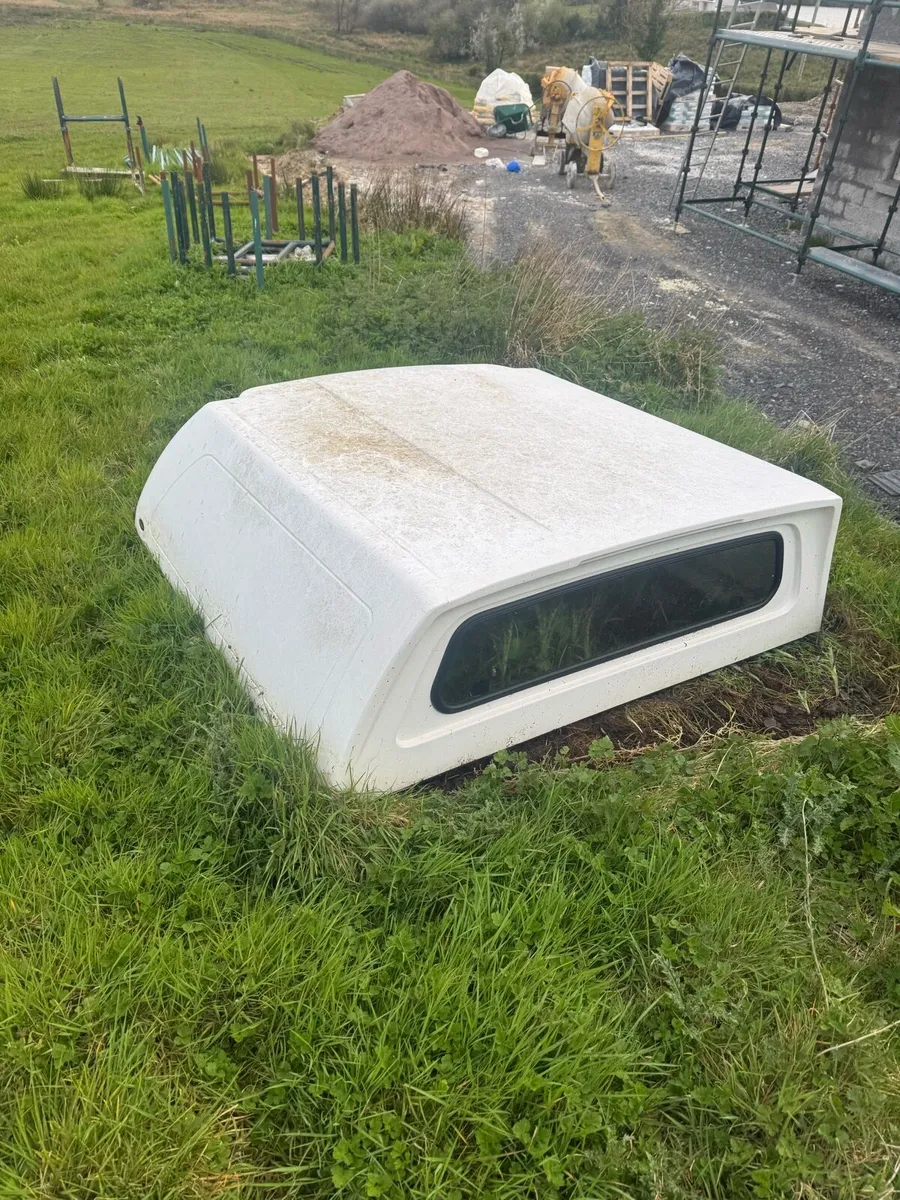 Isuzu dmax rear canopy - Image 2
