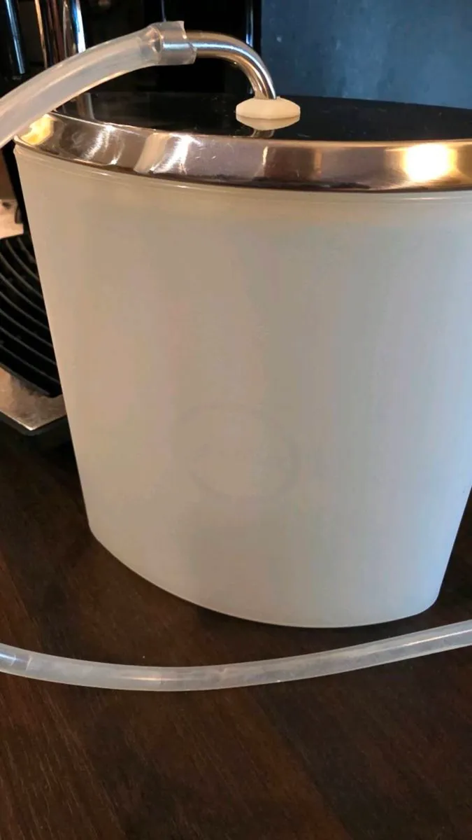 Jura E80 Bean to Cup Coffee Machine - Used - Image 2