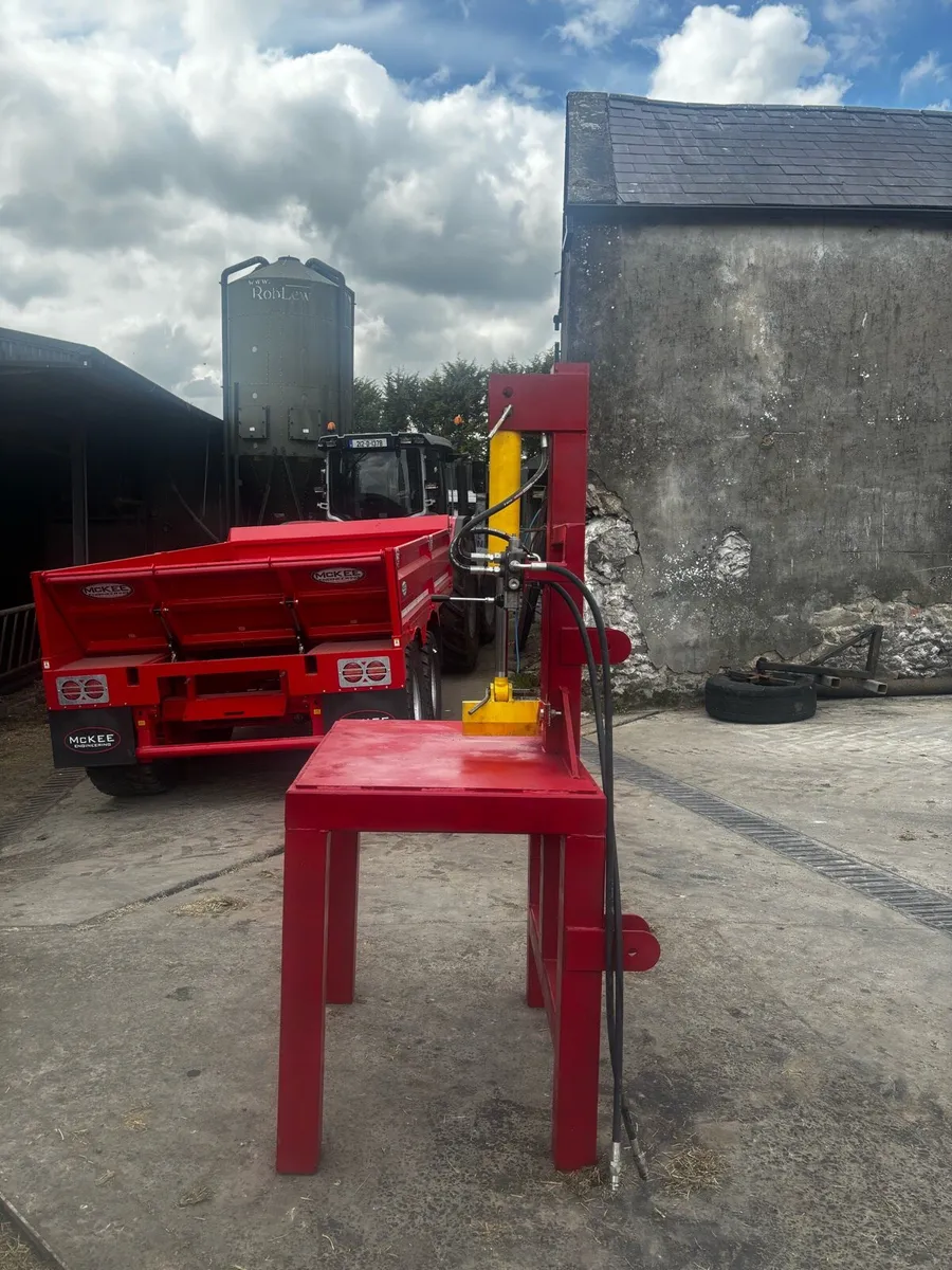 New 18 ton log splitter - Image 1