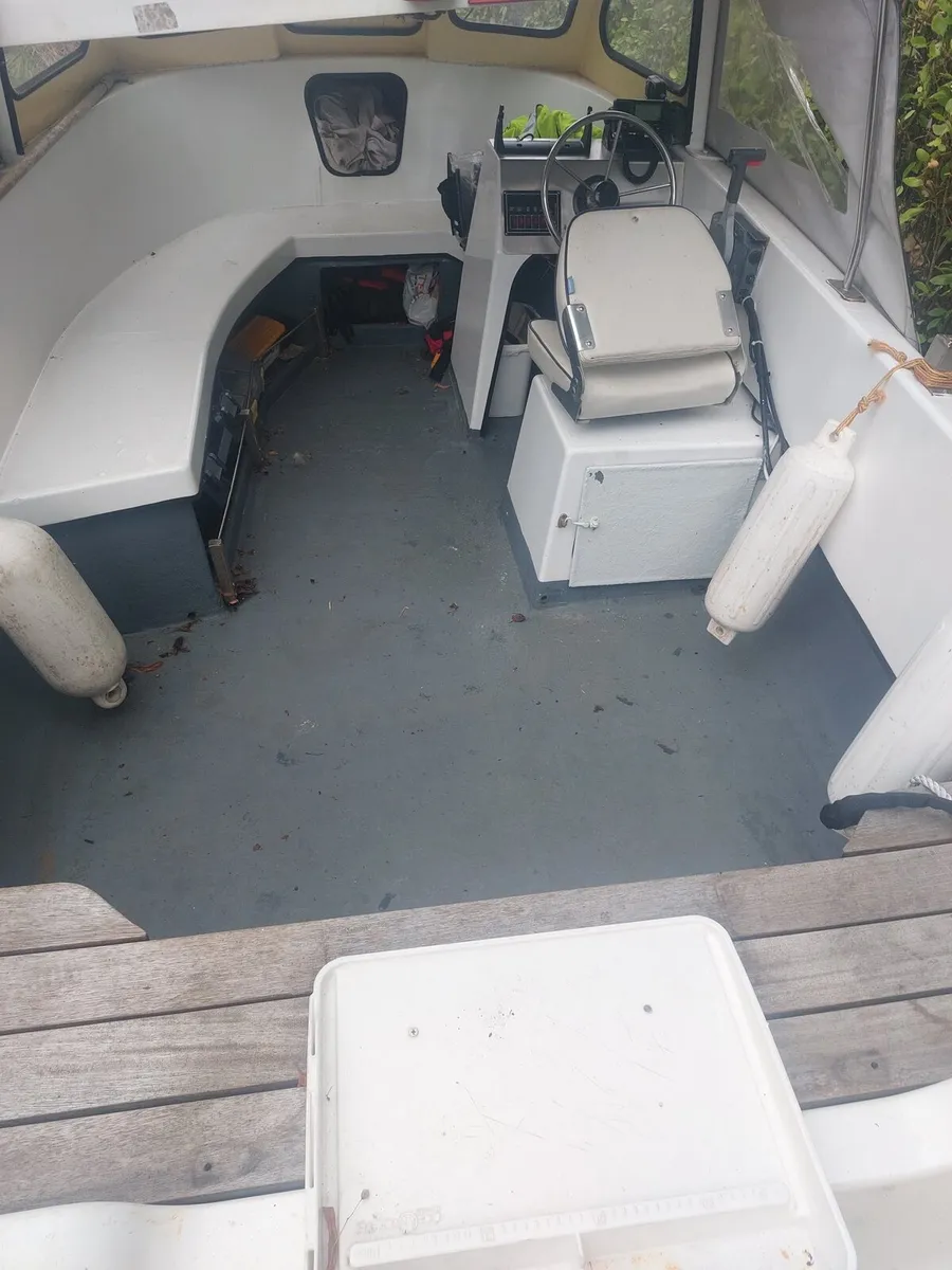 Alaska fishing boat - Image 4