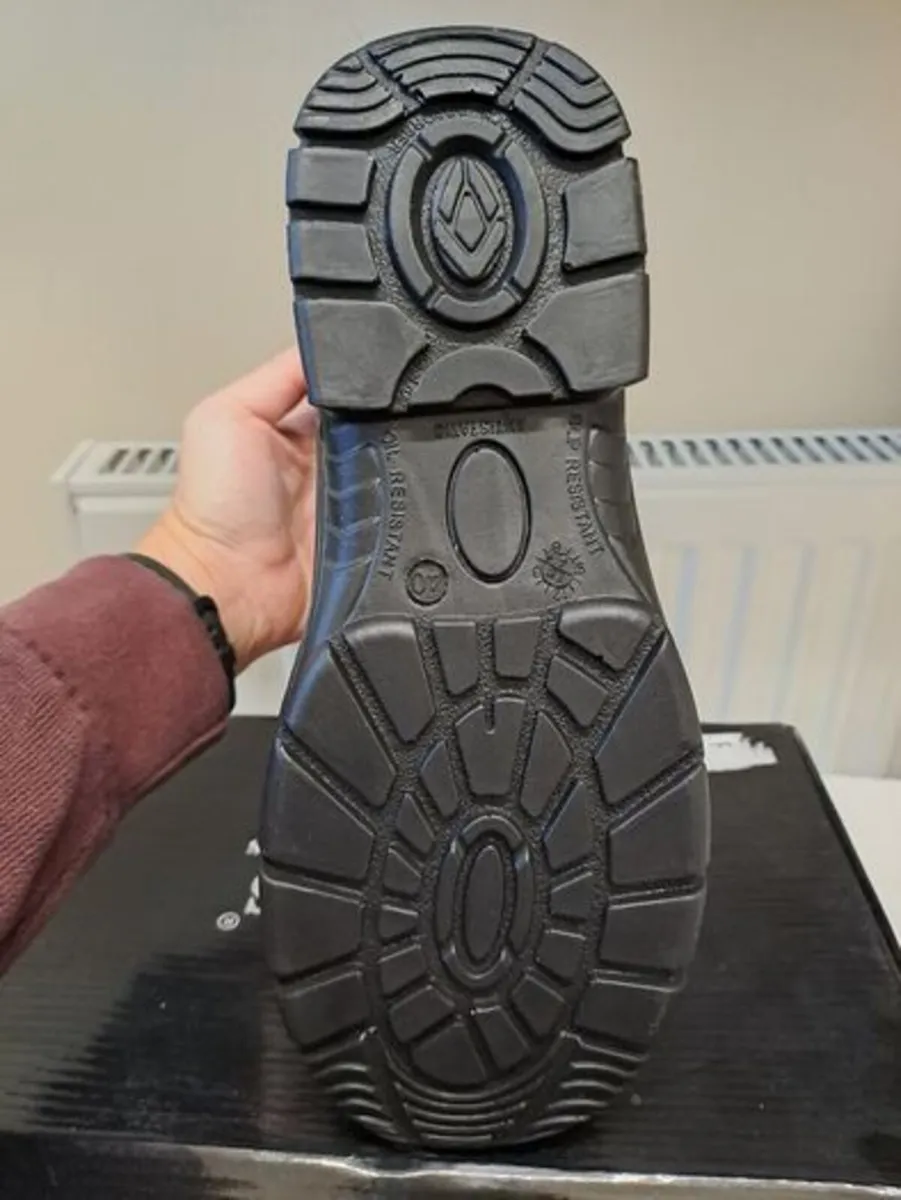 Grafters Safety Boots size 40  UK 7 - Image 2