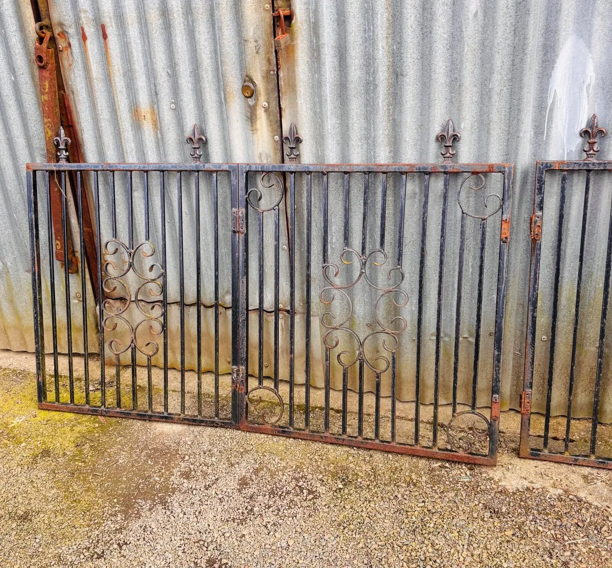 Decorative steel gates - Image 1
