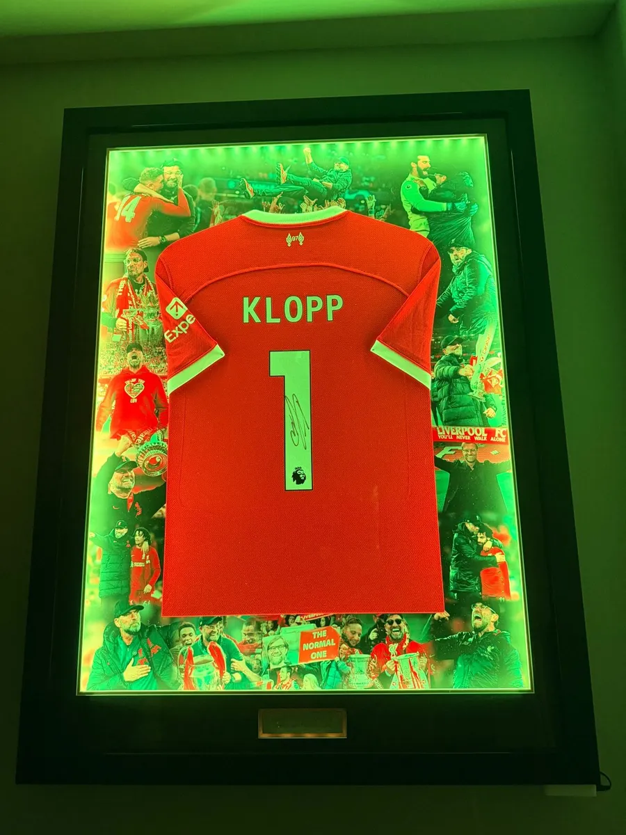 Framed klopp shirt - Image 4