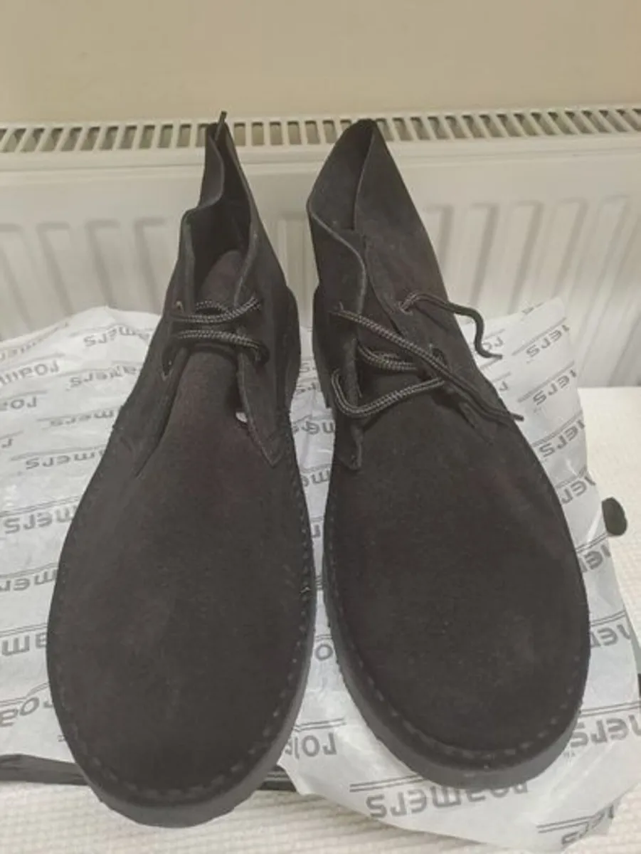 Roamers Black Suede Desert Boots UK 12 - Image 2