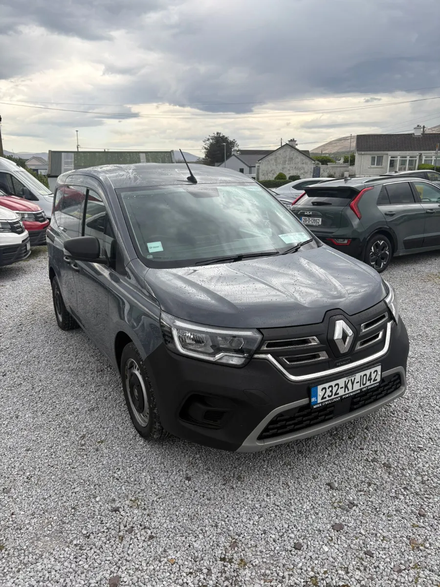 Renault Kangoo 2023 - Image 2
