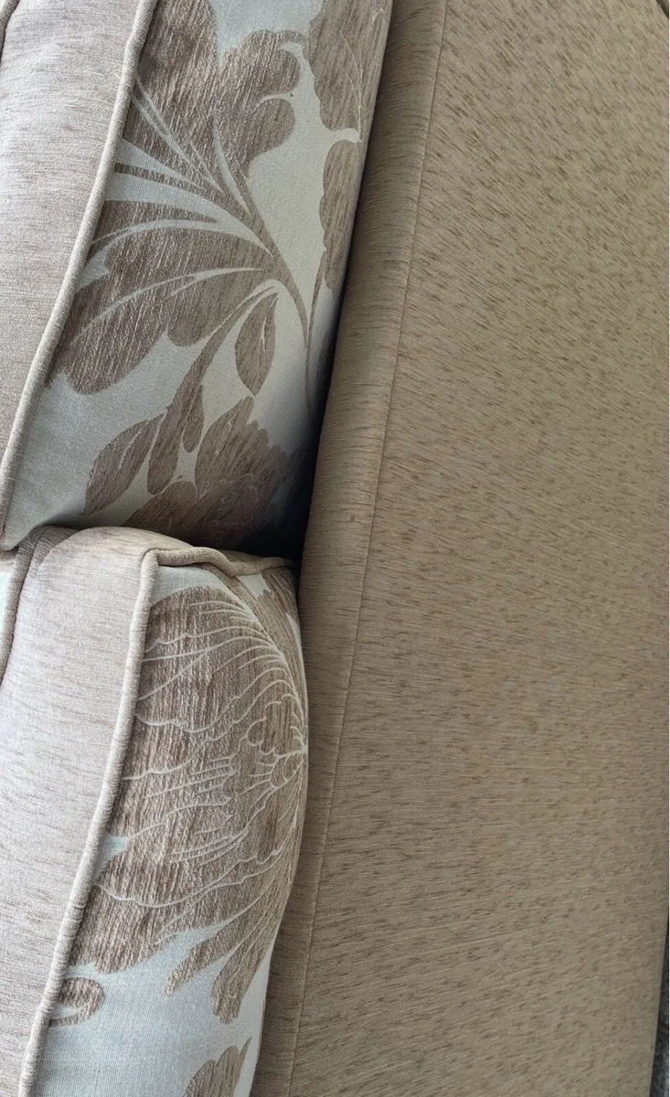 Beautiful corner sofa - Image 4