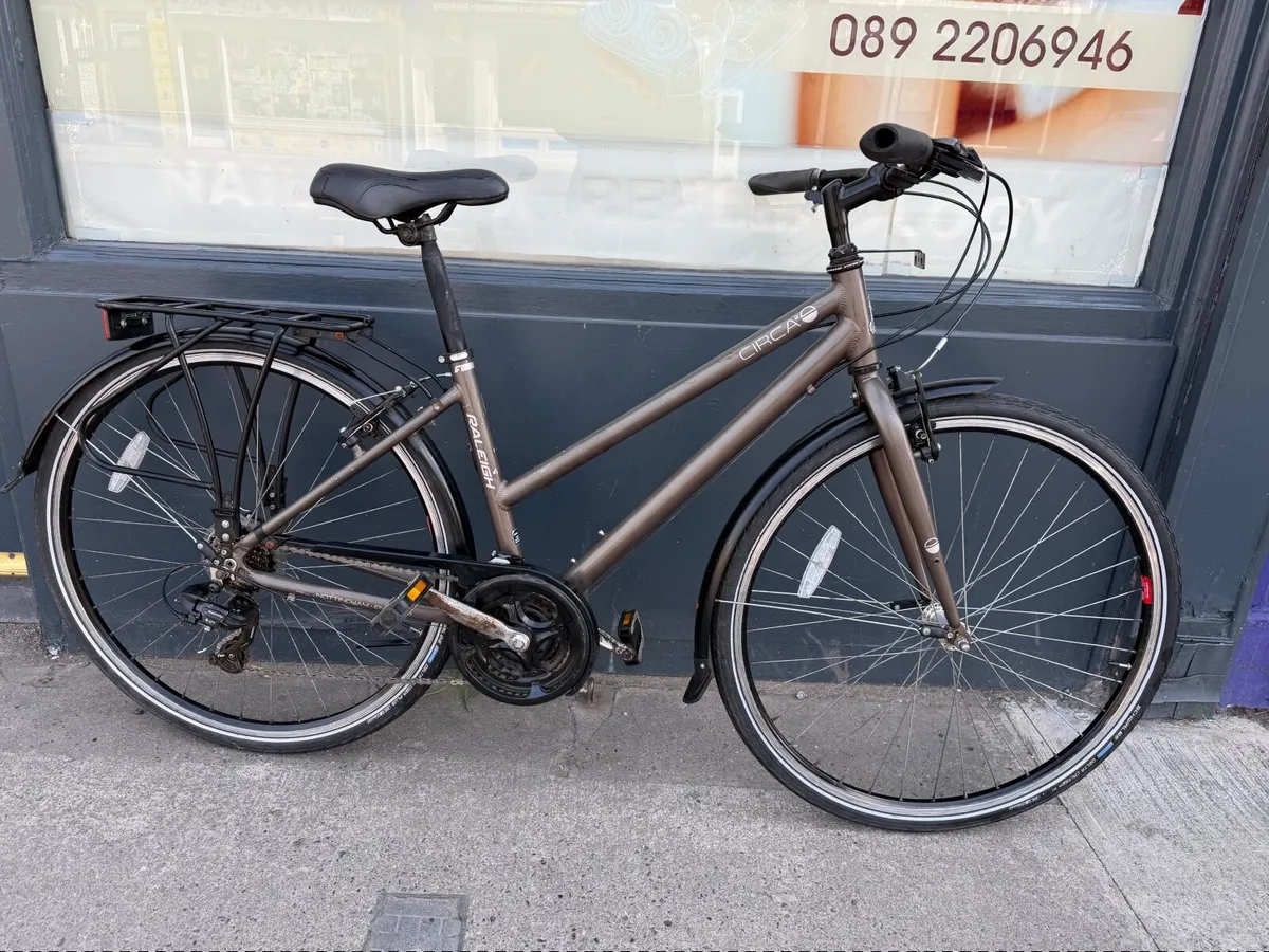 Raleigh Hybrid bike❗️Open 7 days of the week ❗️ - Image 1