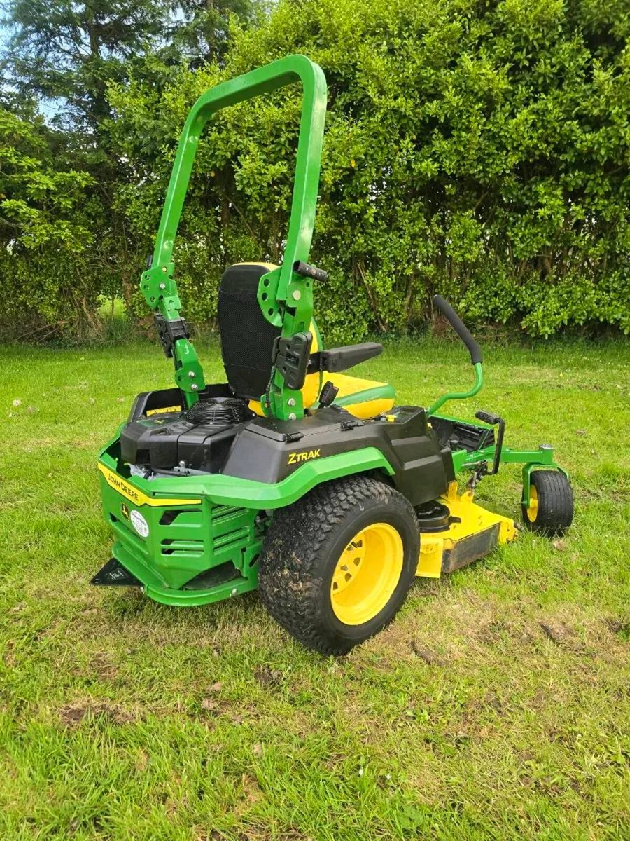 John deere Z545R ride on lawnmower - Image 1