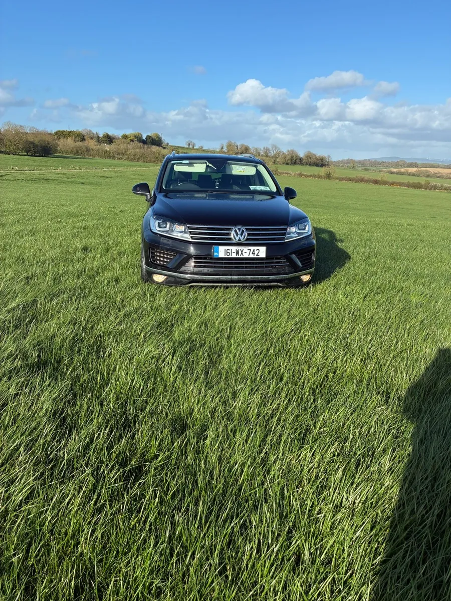 Volkswagen Touareg - Image 1