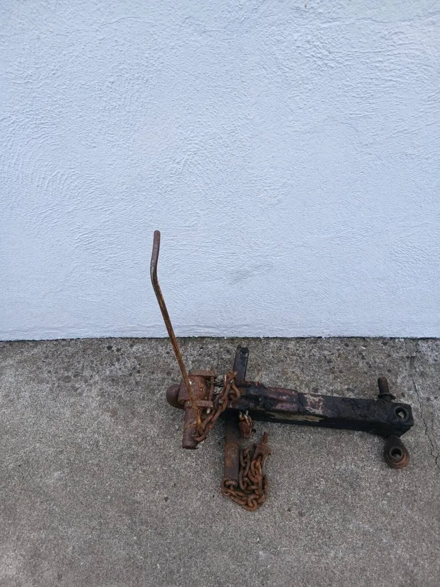 Pick up Hitch For Zetor Tractors - Image 2