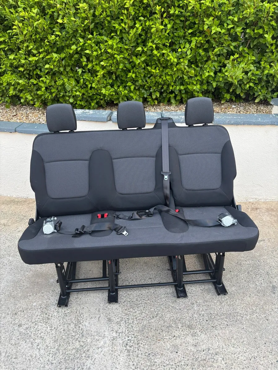 Van Seats Renault Traffic - Image 1