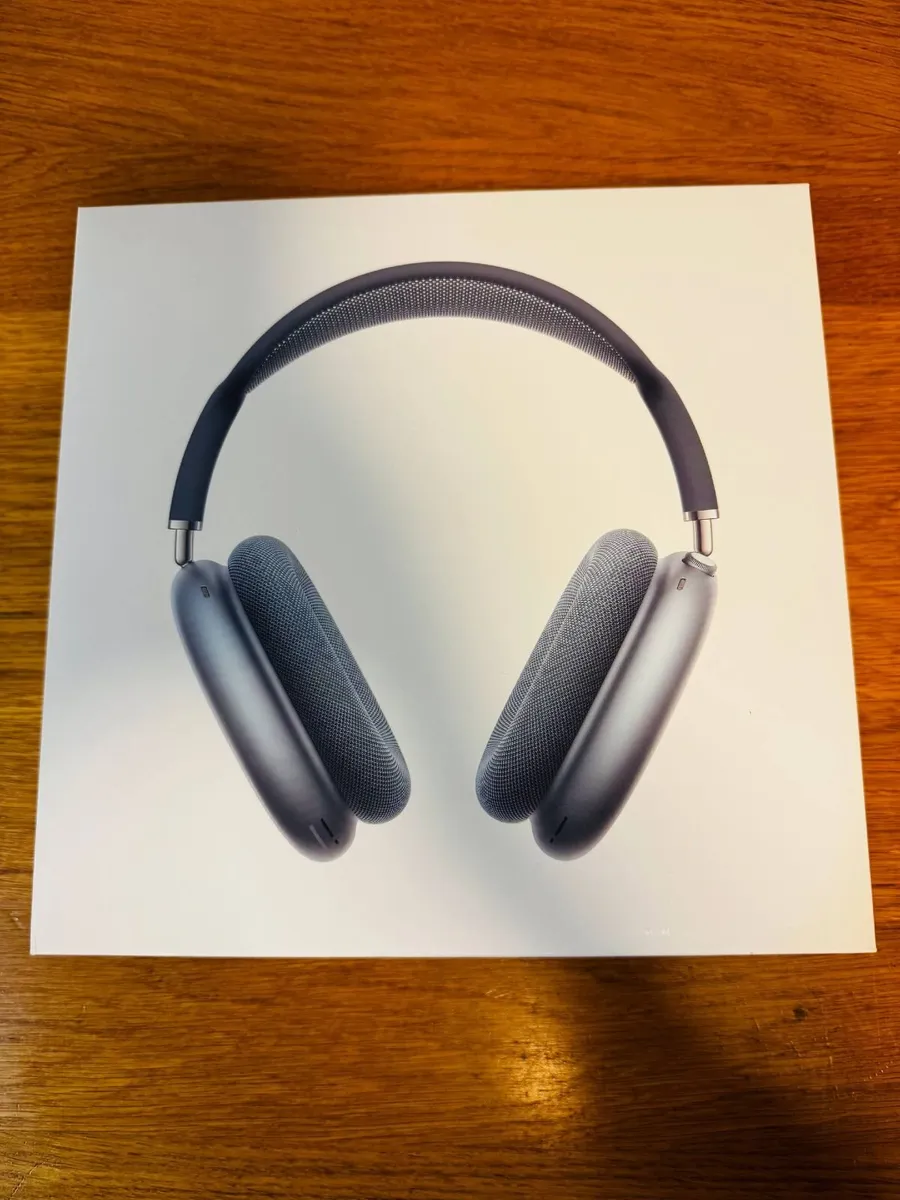 Apple Airpods Max (USB-C) Blue - Like New - Image 1