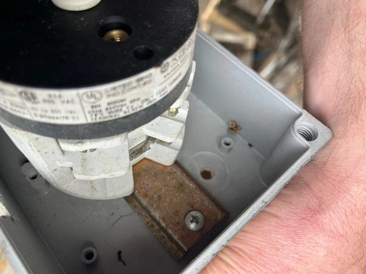 Changeover switch - Image 3