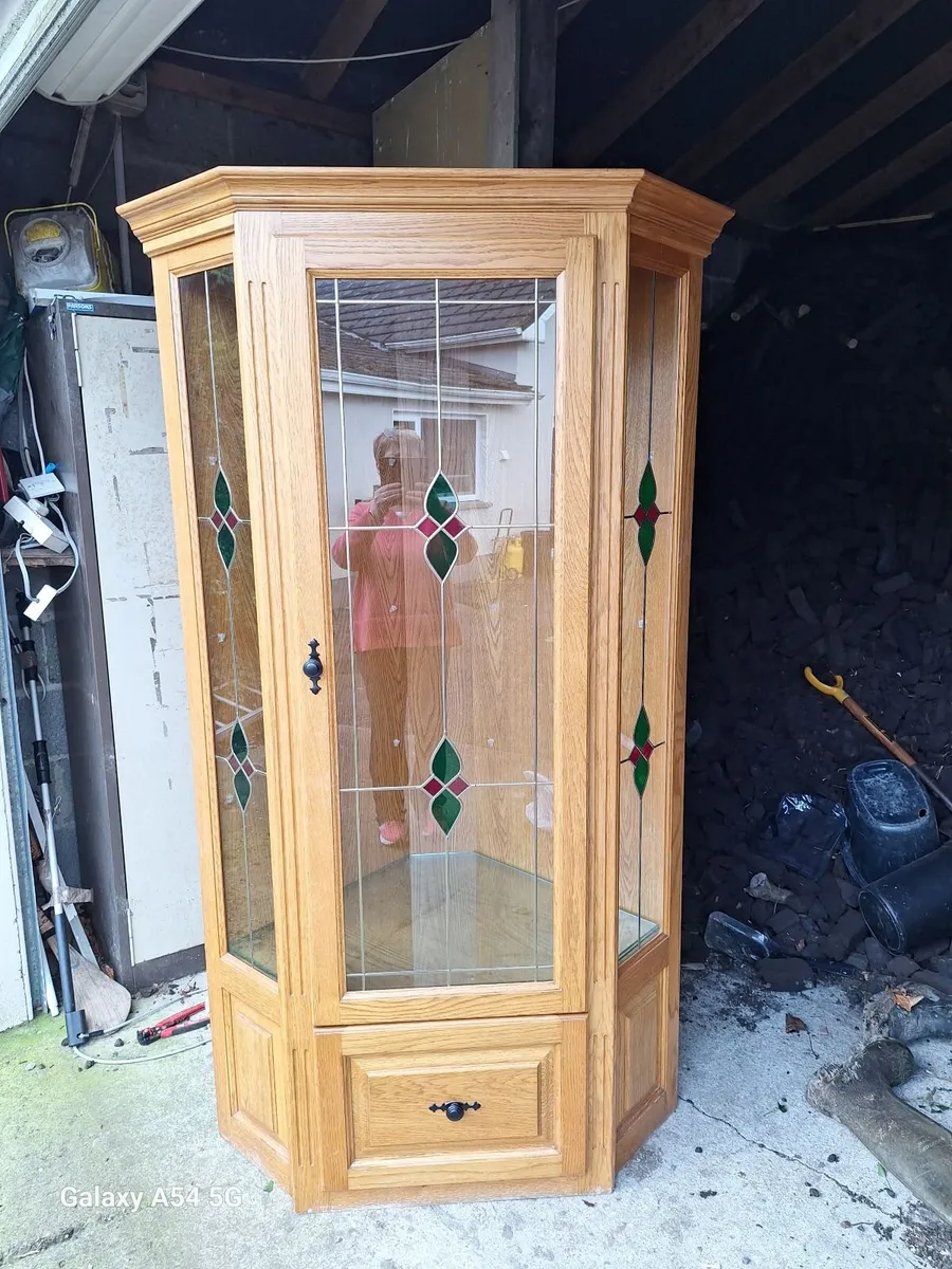 Corner unit