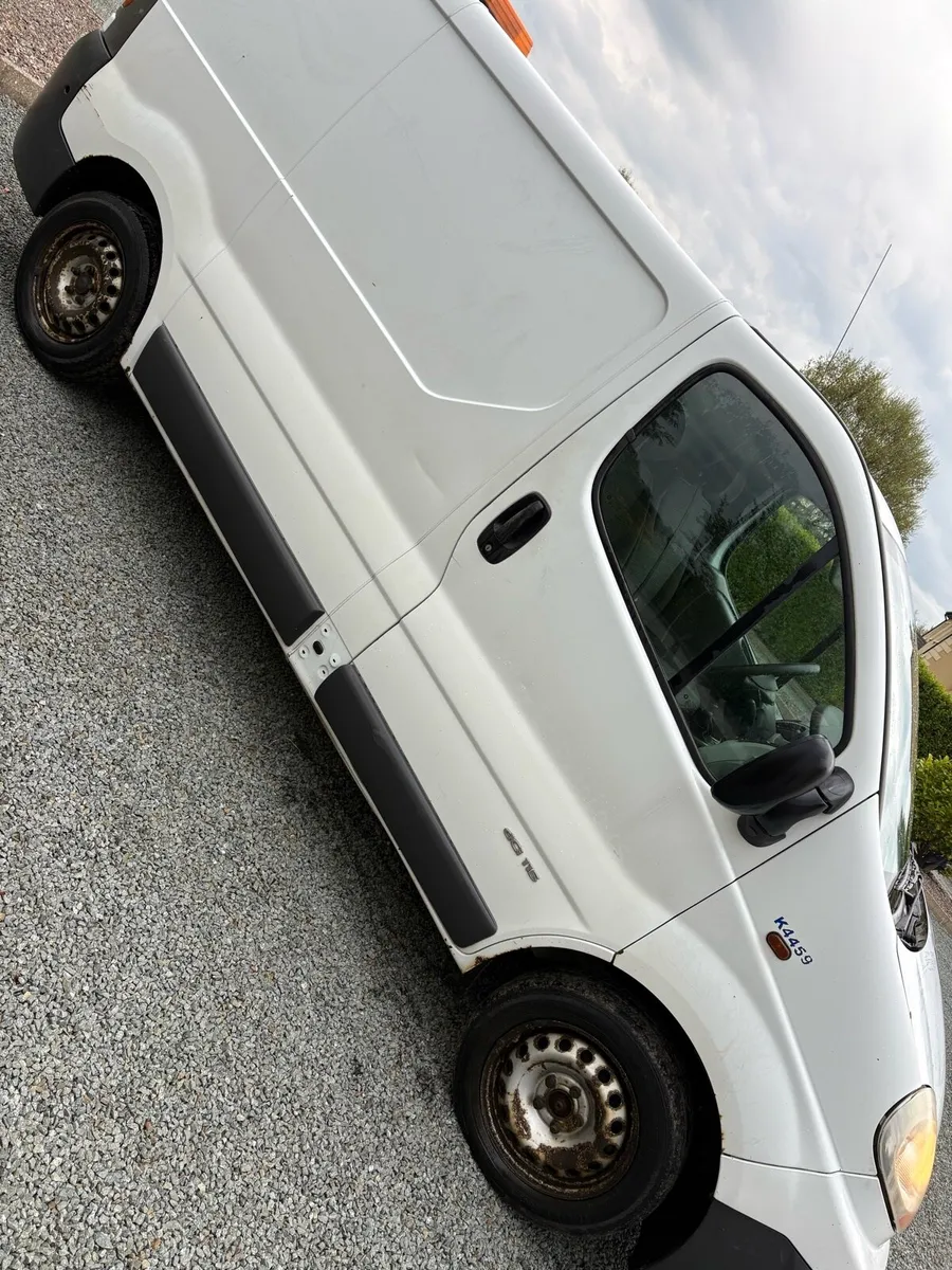 Renault traffic Taxed and tested - Image 2