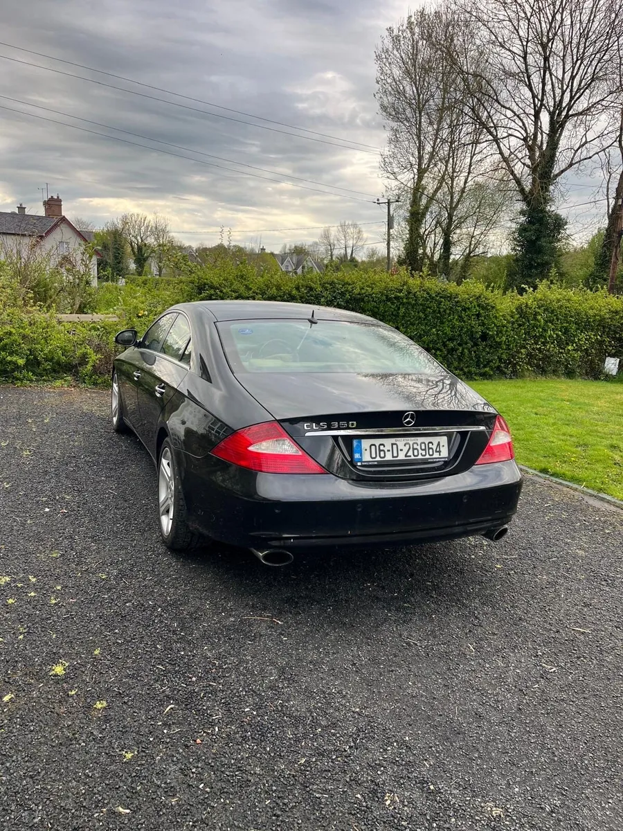2006 Mercedes Benz 350 CLS - Image 2