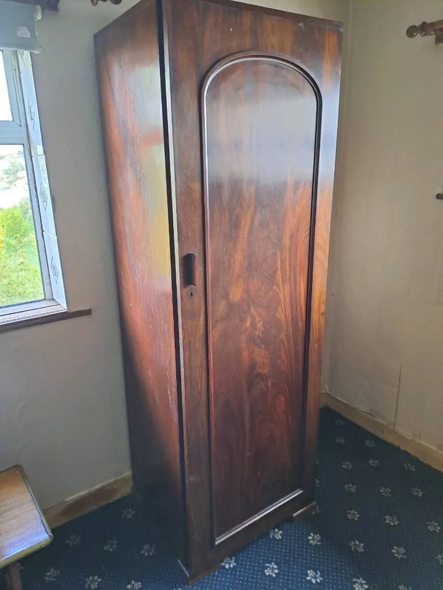 Mahogany Tall cupboard - Image 1