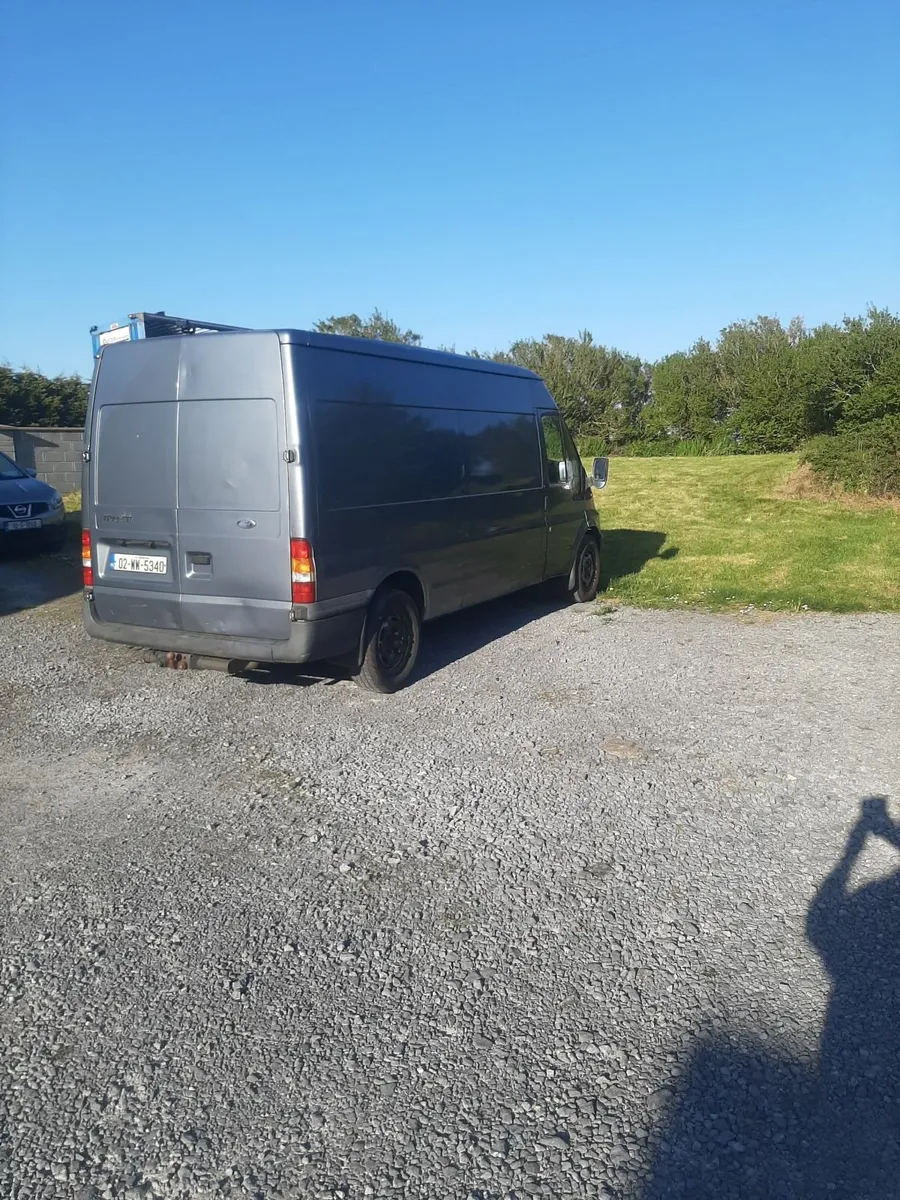 Ford Transit 2002 - Image 2