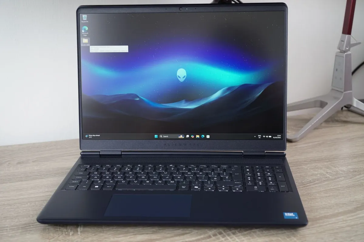 Dell Alienware 16 Aurora | 16" QHD+ | Core 5 210H - Image 1