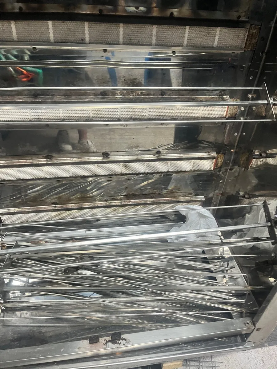 Commercial Chicken Rotisserie Oven - Image 3