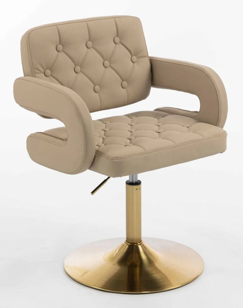 Chair in Premium Soft Leather