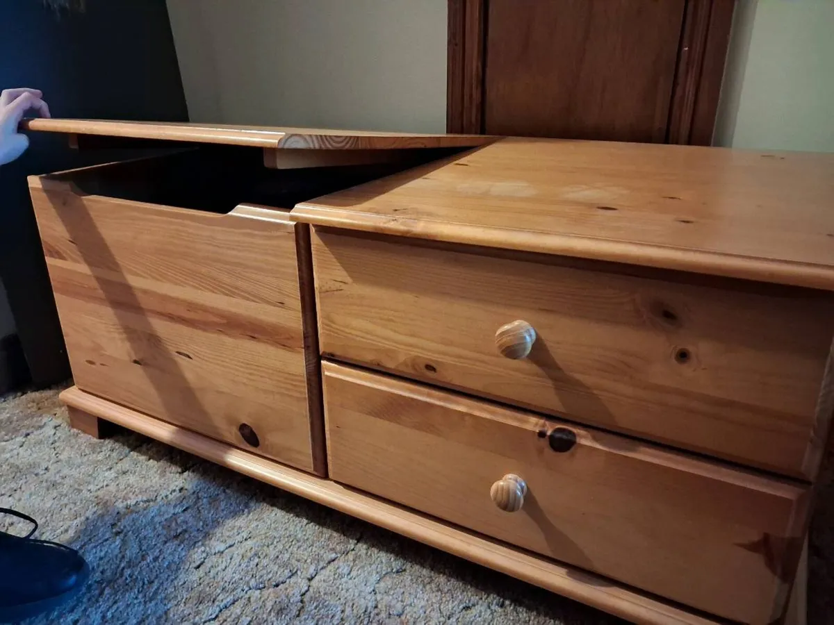 Blanket Box - Image 2