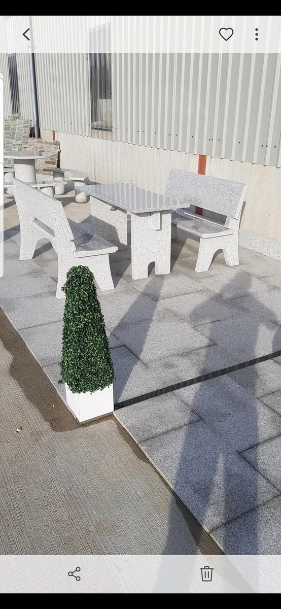 Tables and benches - Image 3