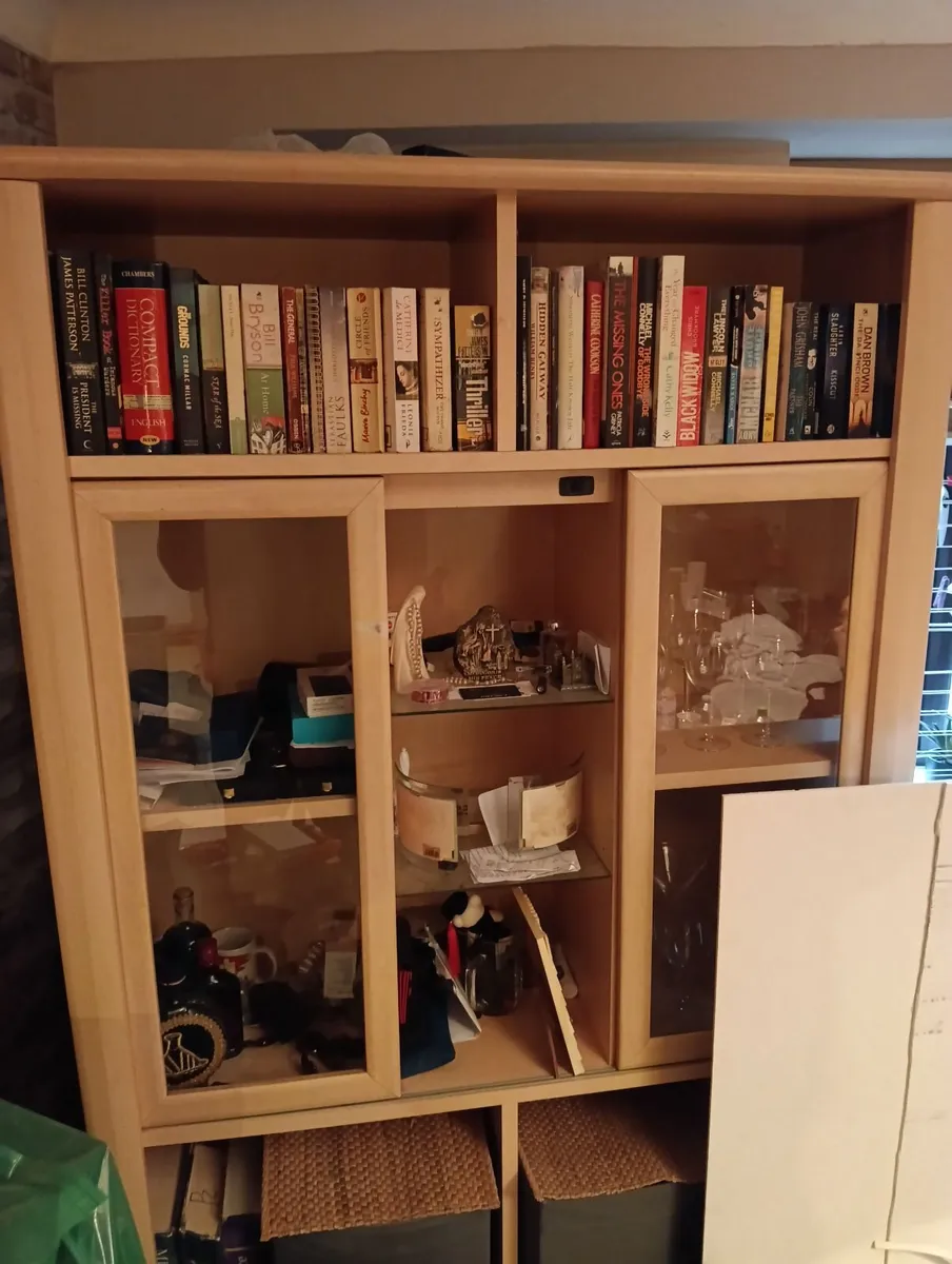 Display cabinet