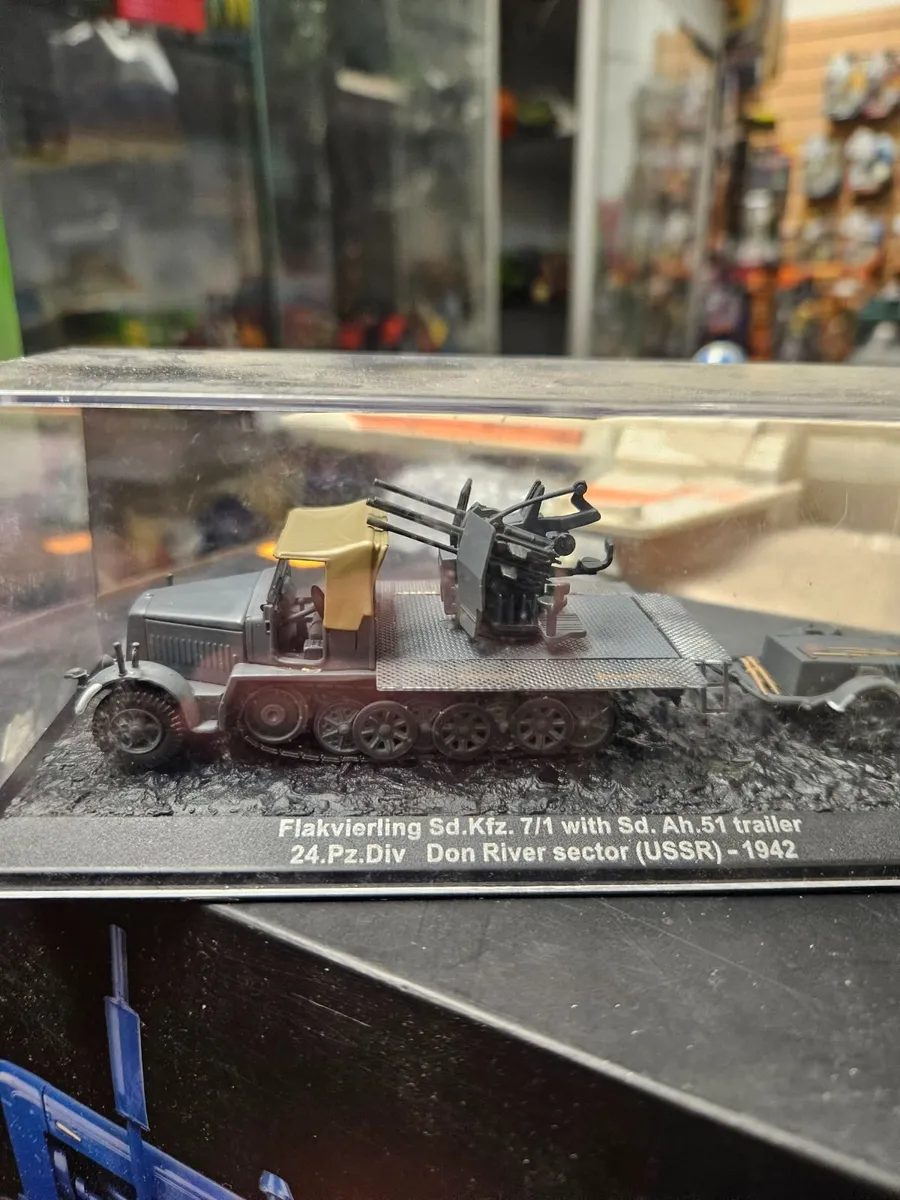 Corgi Atlas German WW2 Halftrack - Image 2