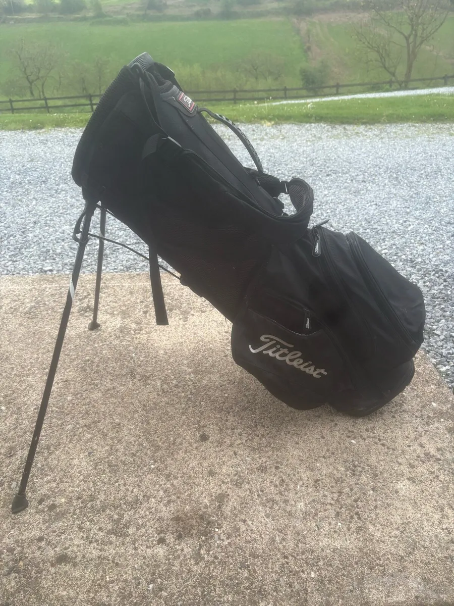 Titleist Golf Stand Bag - Image 2