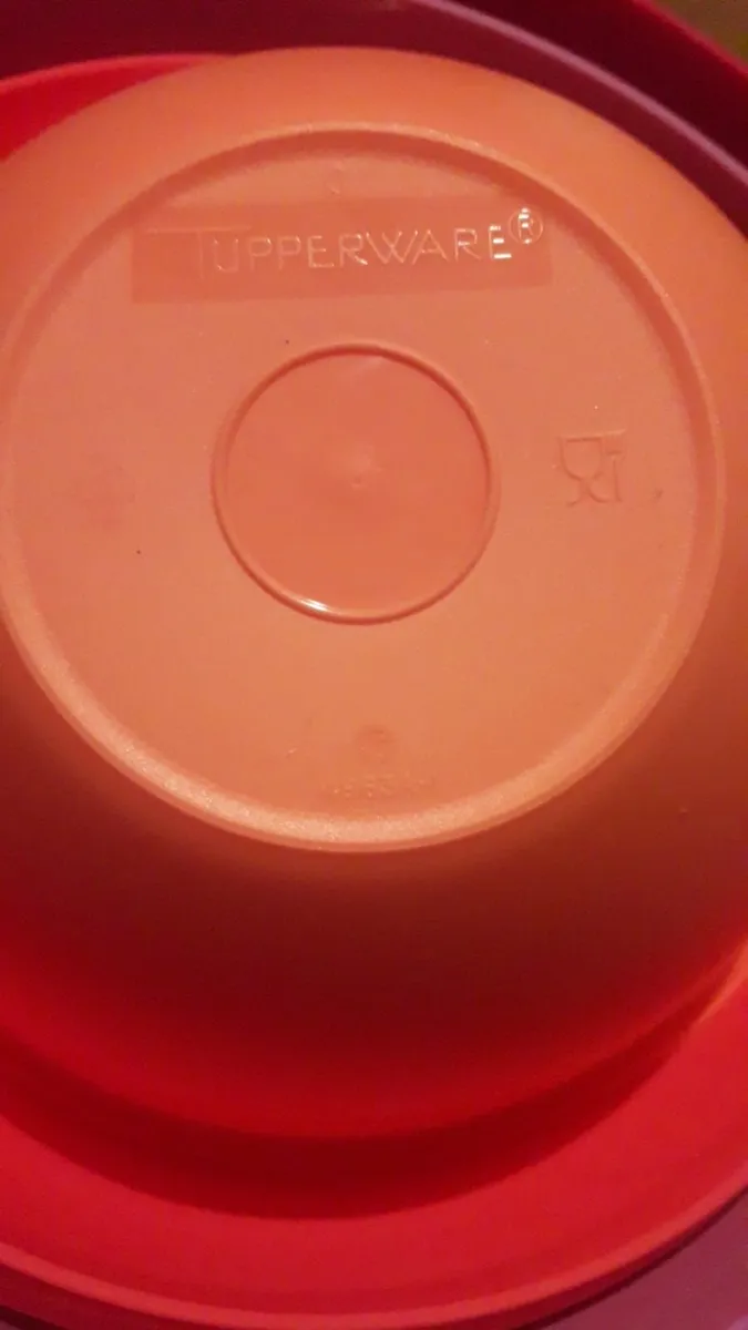 Tupperware bowl set - Image 2