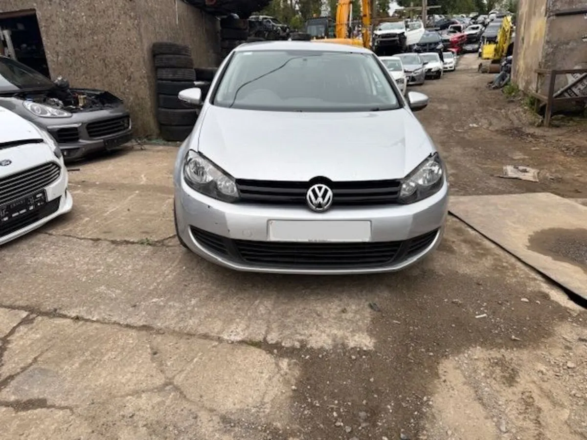 2009 VOLKSWAGEN GOLF 1.6L-D - Image 1