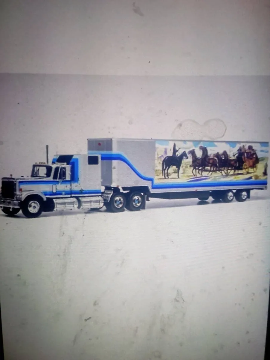 IOX " SHOWMAN'S GMC GENERAL SMOKEY & THE BANDIT 2- - Image 2