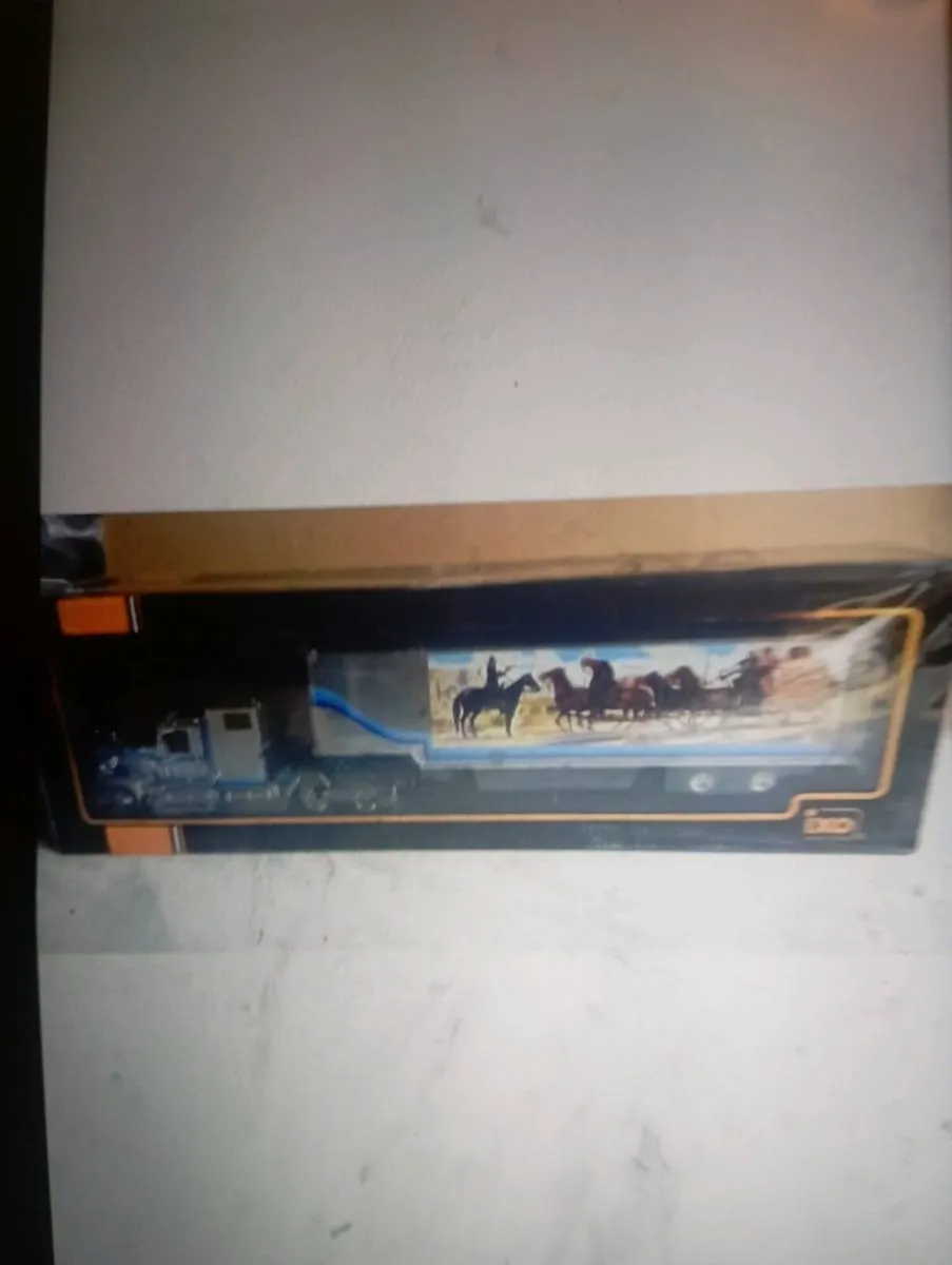 IOX " SHOWMAN'S GMC GENERAL SMOKEY & THE BANDIT 2- - Image 4