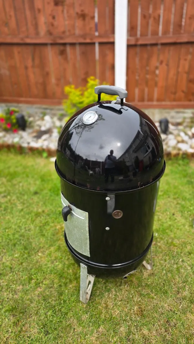 Weber Smokey Mountain 47cm (WSM) Smoker + Cover - Image 1